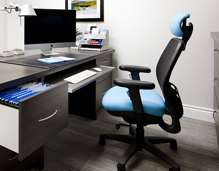 xcomfortable-desk-chair.jpg.pagespeed.ic.5K5GbpeJ-i.jpg