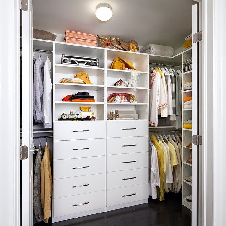 white custom closet reduces mess