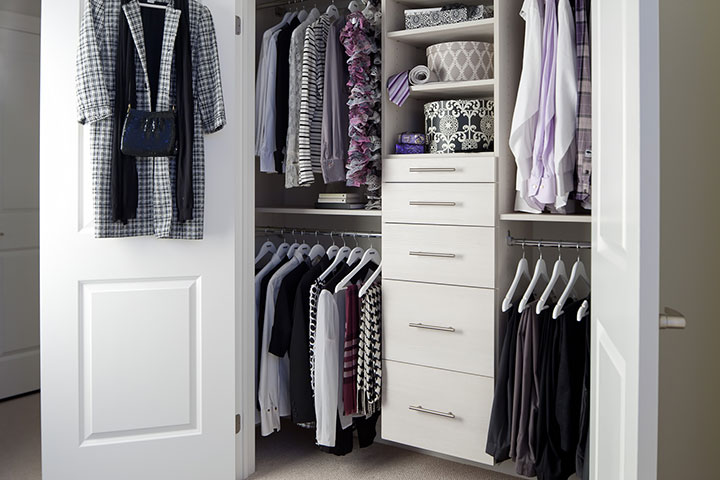 New Year’s resolution white bedroom closet