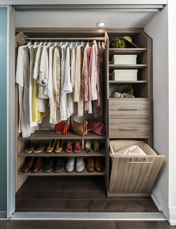 Reach-in Closet with Adjustable Shoe Organizer