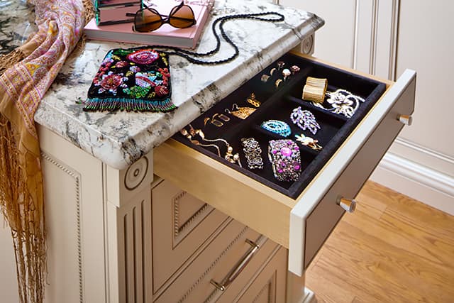 single jewellery drawer with black felt lining
