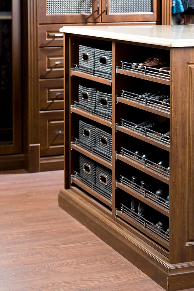 shoe rack shelves pushed in